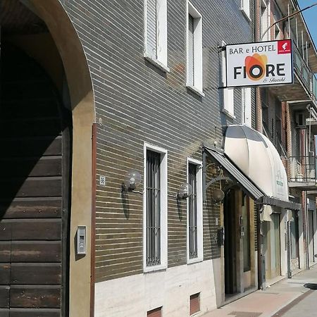 Hotel Fiore & Fiocchi Podenzano Bagian luar foto