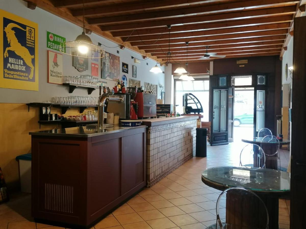 Hotel Fiore & Fiocchi Podenzano Bagian luar foto